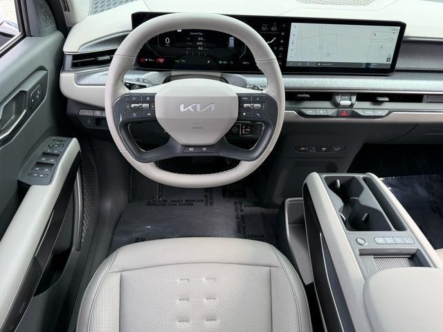 used 2025 Kia EV9 car, priced at $41,999