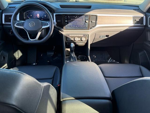 used 2023 Volkswagen Atlas car, priced at $25,999