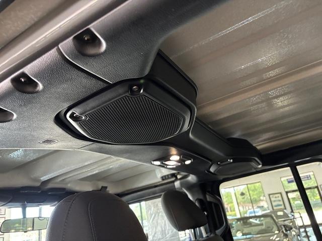 used 2021 Jeep Wrangler Unlimited car, priced at $29,999