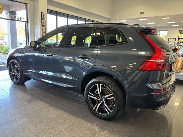 used 2022 Volvo XC60 Recharge Plug-In Hybrid car, priced at $37,999