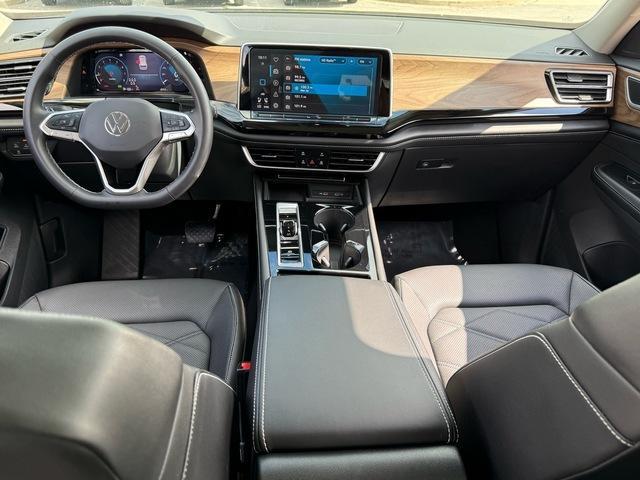 used 2024 Volkswagen Atlas car, priced at $31,999