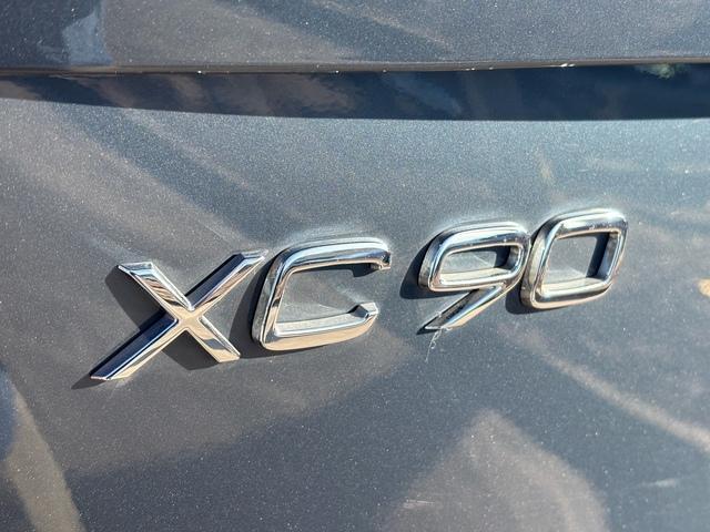 used 2024 Volvo XC90 Recharge Plug-In Hybrid car, priced at $48,999