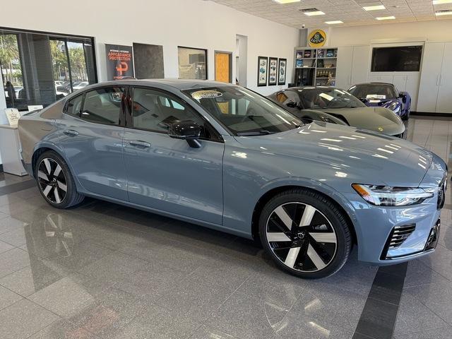 used 2024 Volvo S60 Recharge Plug-In Hybrid car, priced at $34,999