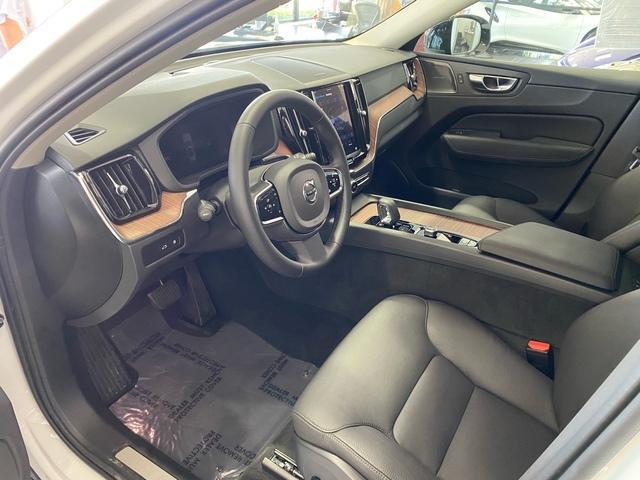 used 2024 Volvo XC60 Recharge Plug-In Hybrid car, priced at $47,999
