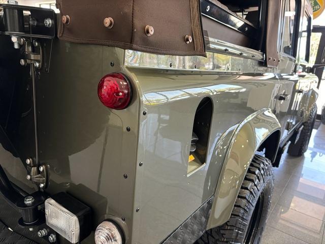 used 1998 Land Rover Defender car