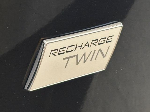 used 2023 Volvo XC40 Recharge Pure Electric car, priced at $31,999