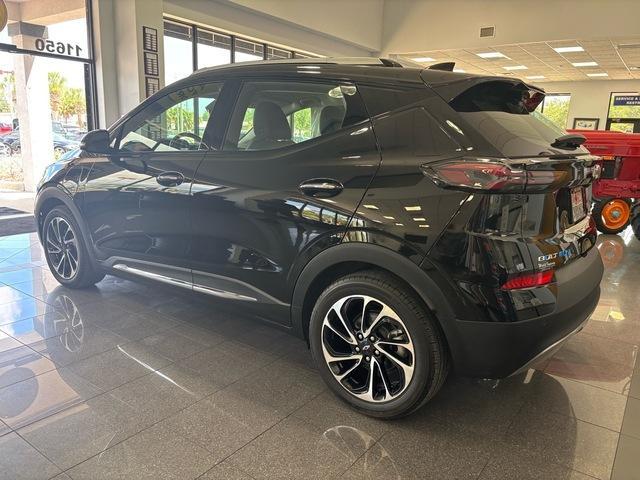 used 2022 Chevrolet Bolt EUV car, priced at $19,999