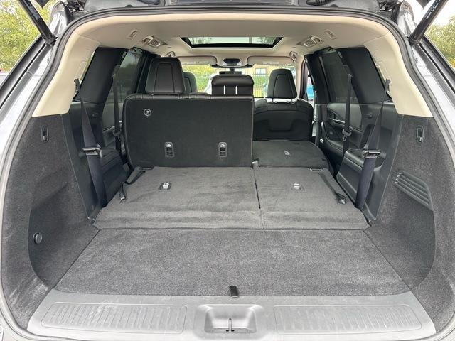 used 2025 INFINITI QX60 car, priced at $37,999