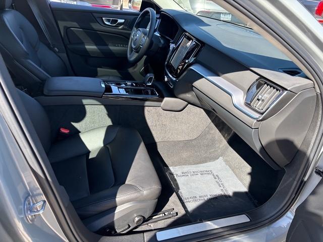 used 2024 Volvo S60 Recharge Plug-In Hybrid car, priced at $35,999