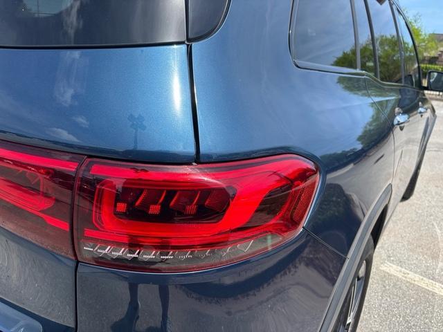 used 2021 Mercedes-Benz GLB 250 car, priced at $25,999