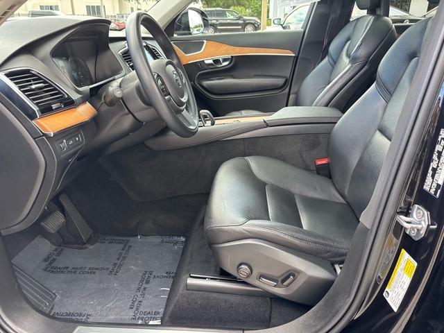 used 2022 Volvo XC90 Recharge Plug-In Hybrid car, priced at $38,999