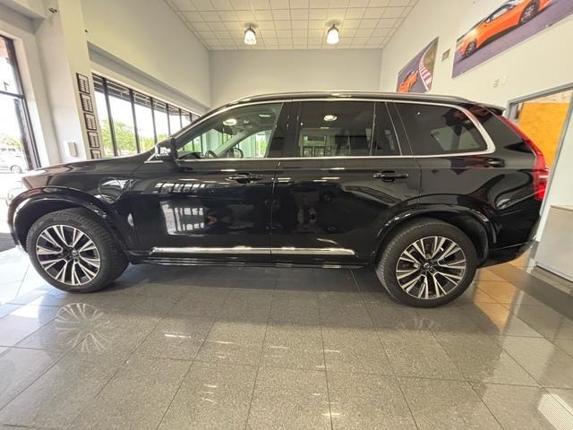 used 2022 Volvo XC90 Recharge Plug-In Hybrid car, priced at $38,999