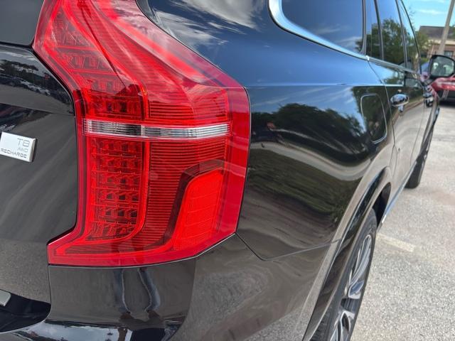 used 2022 Volvo XC90 Recharge Plug-In Hybrid car, priced at $38,999