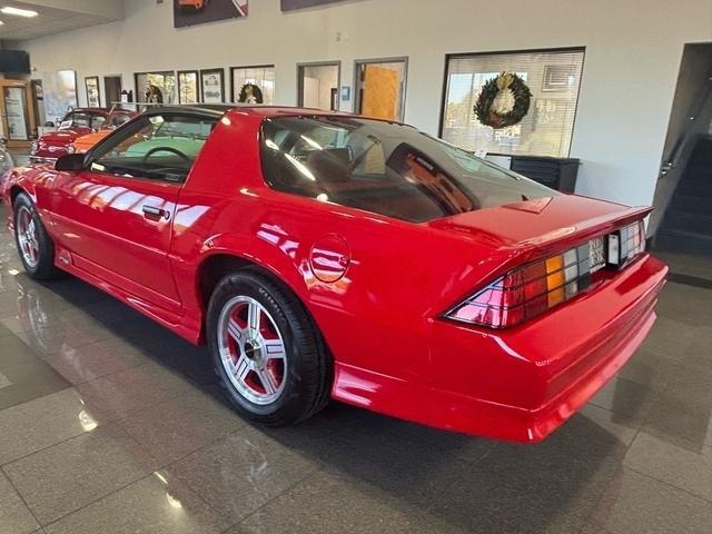 used 1992 Chevrolet Camaro car, priced at $25,900