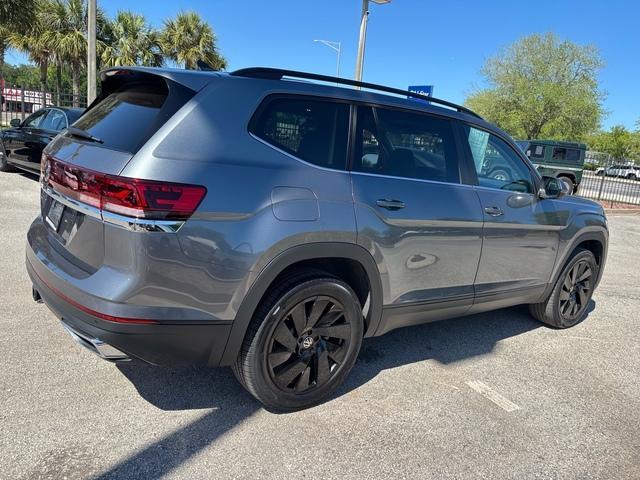 used 2024 Volkswagen Atlas car, priced at $33,999