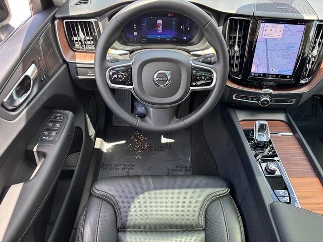 used 2023 Volvo XC60 car, priced at $38,999