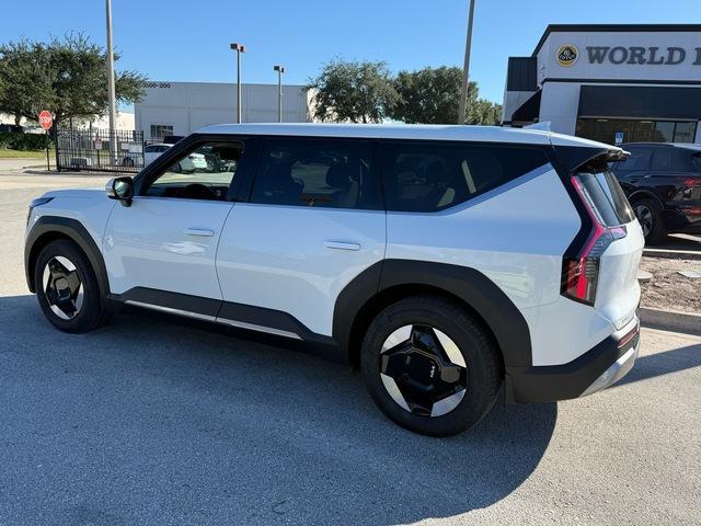 used 2024 Kia EV9 car, priced at $34,999