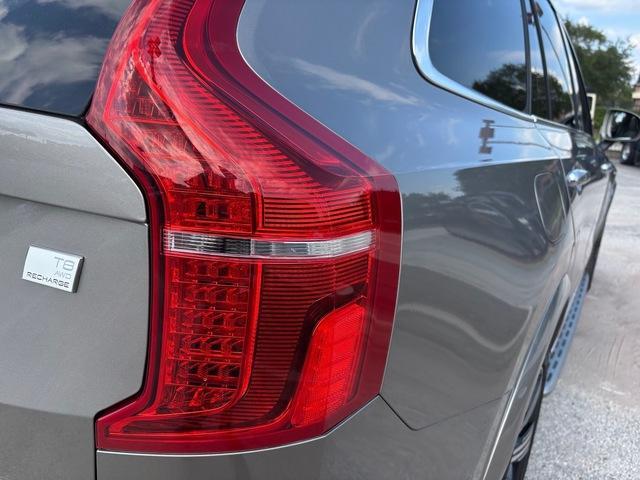 used 2022 Volvo XC90 Recharge Plug-In Hybrid car, priced at $41,999