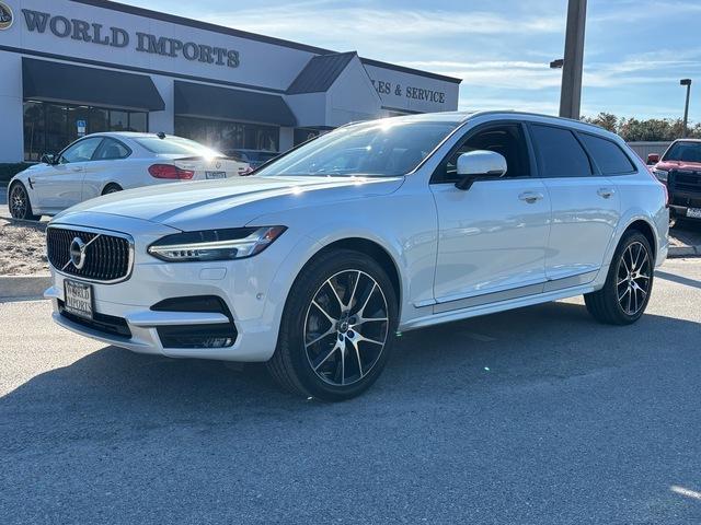used 2018 Volvo V90 Cross Country car, priced at $26,999