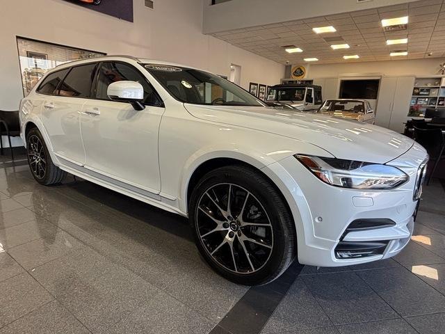 used 2018 Volvo V90 Cross Country car, priced at $26,999