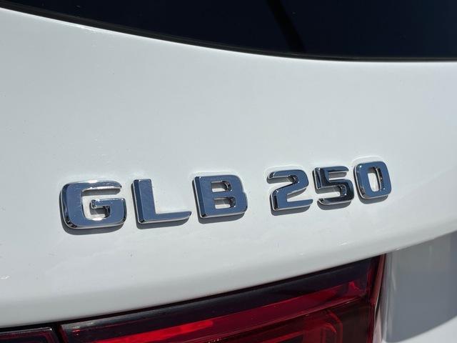 used 2021 Mercedes-Benz GLB 250 car, priced at $24,999