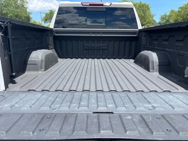 used 2021 GMC Sierra 1500 car, priced at $32,999