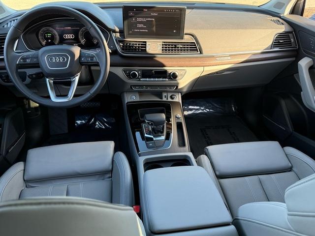 used 2024 Audi Q5 e car, priced at $37,999
