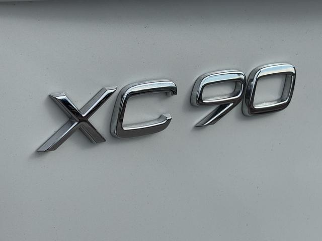 used 2024 Volvo XC90 Recharge Plug-In Hybrid car, priced at $51,999