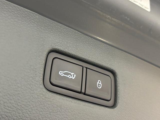 used 2025 Genesis GV80 car, priced at $56,999