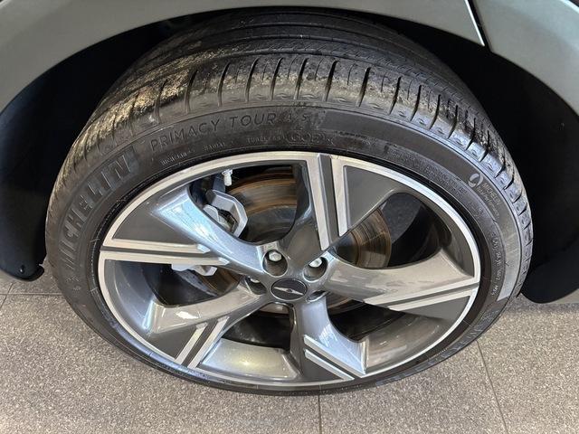 used 2025 Genesis GV80 car, priced at $56,999