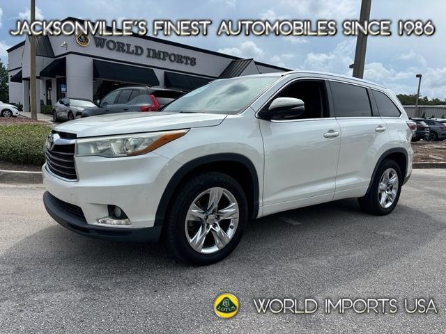 used 2015 Toyota Highlander car, priced at $12,998