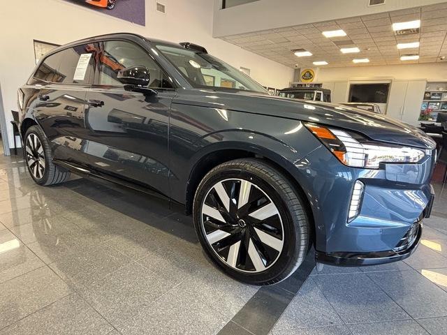 used 2025 Volvo EX90 car, priced at $55,999