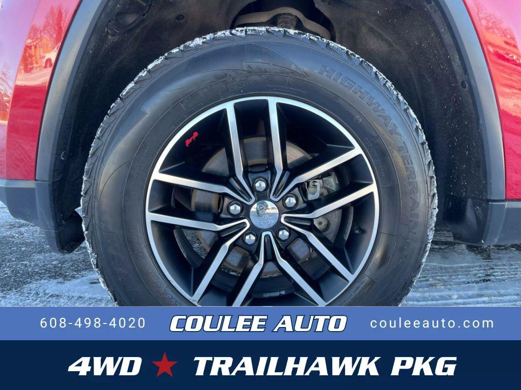 used 2017 Jeep Grand Cherokee car, priced at $20,079
