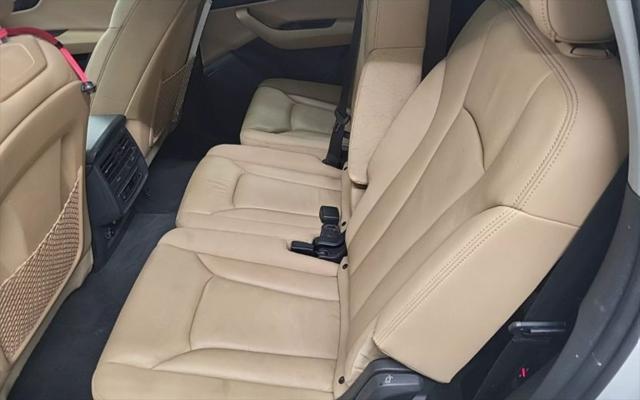 used 2020 Audi Q7 car, priced at $29,929