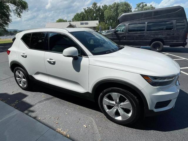 used 2020 Volvo XC40 car, priced at $18,990