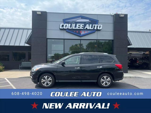 used 2020 Nissan Pathfinder car, priced at $19,429
