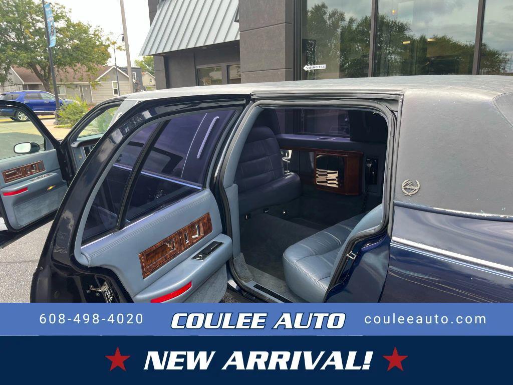 used 1994 Cadillac Fleetwood car, priced at $13,559