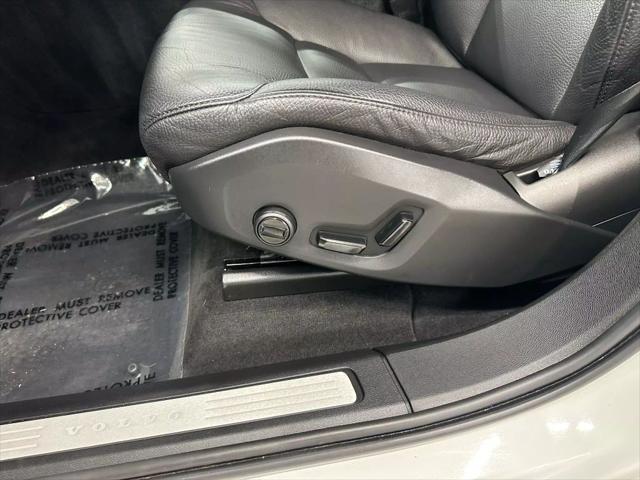 used 2021 Volvo XC60 car, priced at $23,689