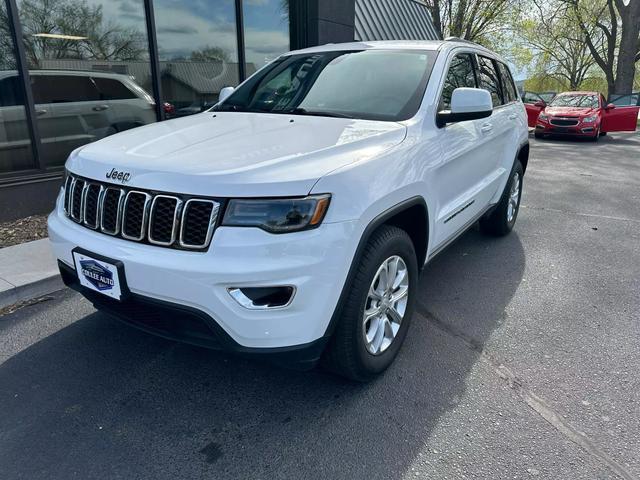 used 2021 Jeep Grand Cherokee car, priced at $19,488