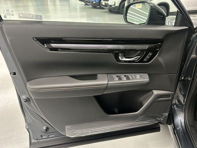 new 2026 Honda CR-V Hybrid car, priced at $43,145