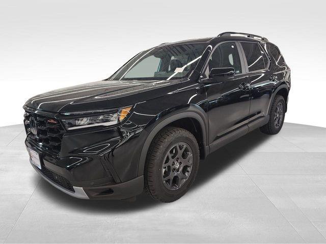 new 2025 Honda Pilot car, priced at $48,147
