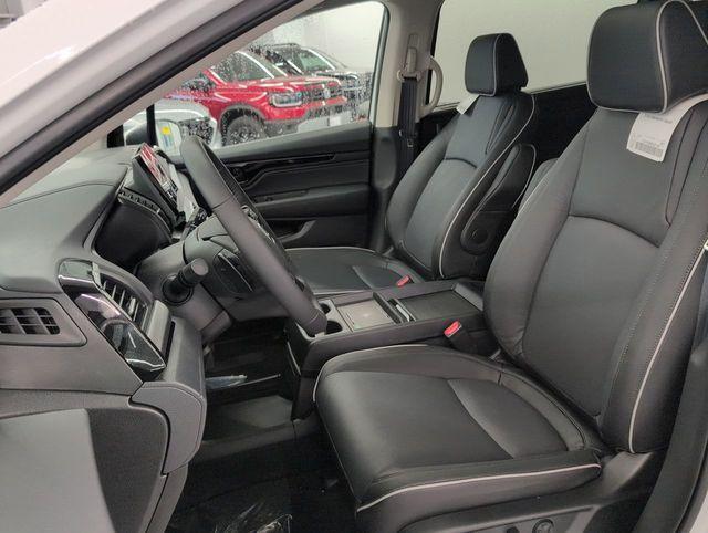 new 2026 Honda Odyssey car, priced at $46,033