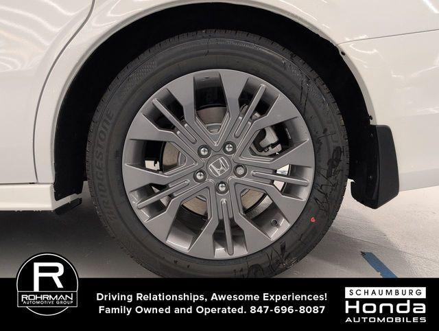 new 2026 Honda Odyssey car, priced at $46,033