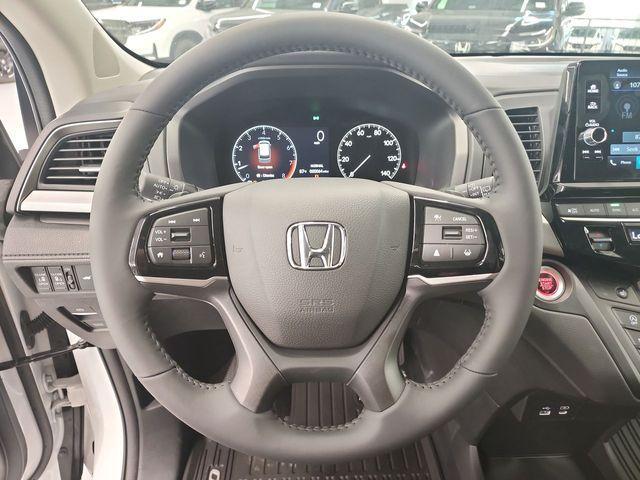 new 2025 Honda Odyssey car, priced at $42,979