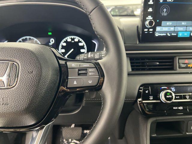 new 2025 Honda Pilot car, priced at $47,703