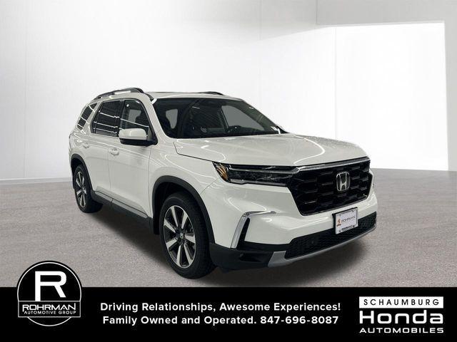 new 2025 Honda Pilot car, priced at $47,703