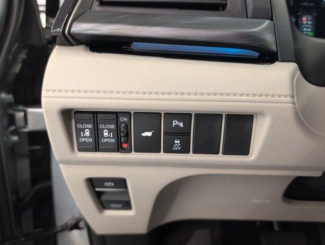 new 2026 Honda Odyssey car, priced at $48,951