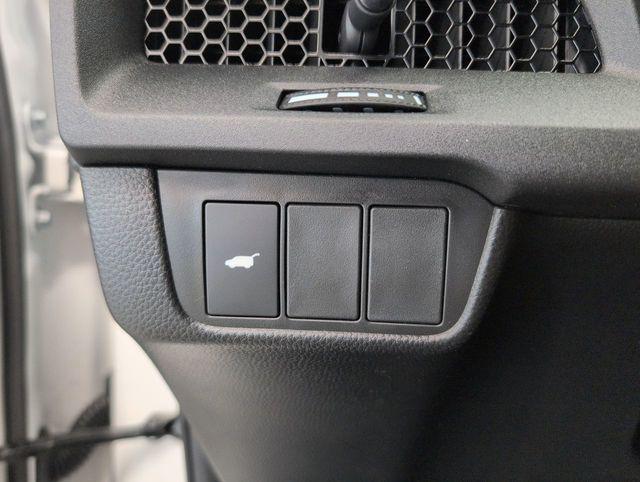 new 2026 Honda CR-V Hybrid car, priced at $40,015
