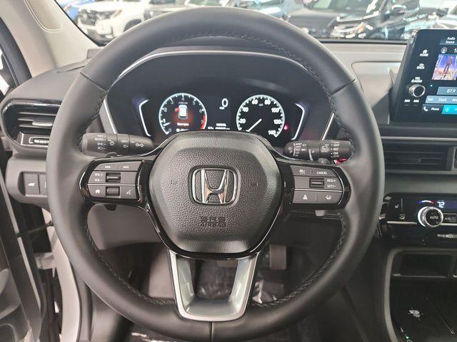 new 2025 Honda Pilot car, priced at $45,321