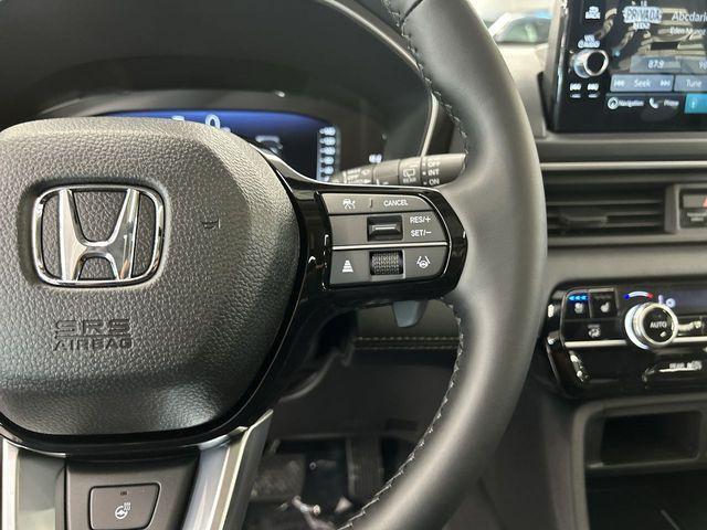 new 2025 Honda Pilot car, priced at $51,515